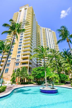 Turnberry On The Green, 19501 W Country Club Dr #511, Aventura, Florida 33180, image 2