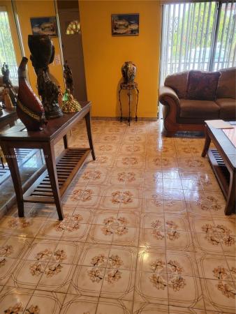 Twin Chalets At International Gardens, 11756 SW 14th Ter #B, Tamiami, Florida 33184, image 2