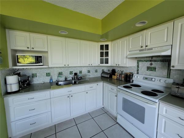 Horizons West, 8500 SW 133rd Avenue Rd #412, Kendale Lakes, Florida 33183, image 2