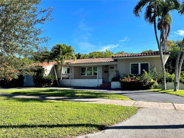 Riviera, 6821 Capilla St, Coral Gables, Florida 33146, image 1