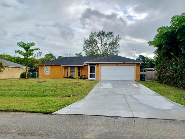1682 SW Caisor Ave, Florida 34953, image 2