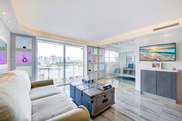 Ocean Point, 345 Ocean Dr #704, Miami Beach, Florida 33139, image 2