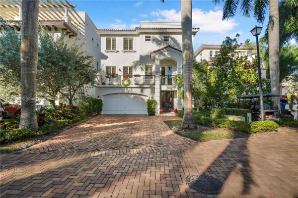 Paradise Point, 5844 Paradise Point Dr, Palmetto Bay, Florida 33157, image 1