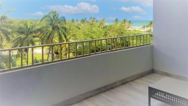 Commodore Club East, 177 Ocean Lane Dr #404, Key Biscayne, Florida 33149, image 2