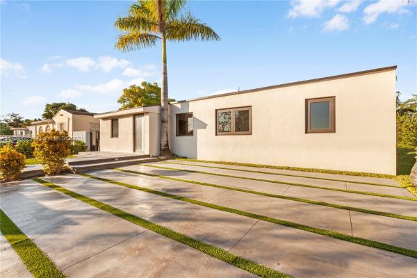 Le Jeune Manors, 3801 NW 11th St, Miami, Florida 33126, image 2