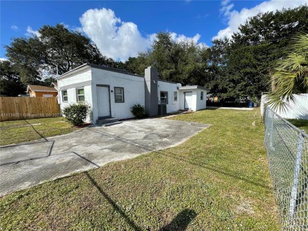 West Little River No HOA, 2109 NW 82nd St, West Little River, Florida 33147, image 1