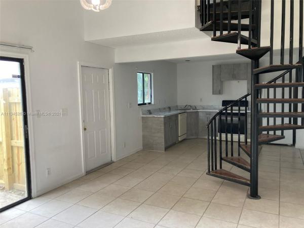 Willow Wood Townhomes, 7869 Tam Oshanter Blvd, North Lauderdale, Florida 33068, image 1
