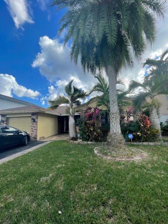Shenandoah, 14610 Ashland Pl, Davie, Florida 33325, image 2