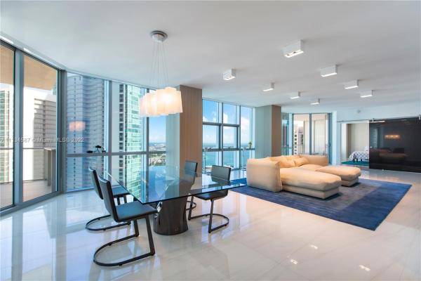 Paramount Miami Worldcenter, 851 NE 1st Ave #3805, Miami, Florida 33132, image 1