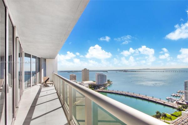 Icon Brickell Tower 2, 495 Brickell Ave #2905, Miami, Florida 33131, image 2