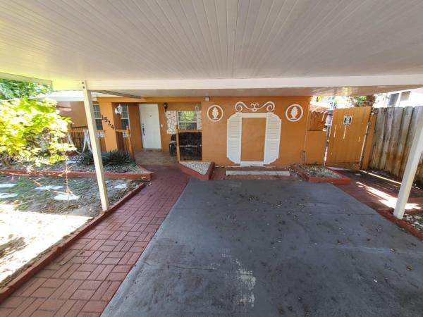Fulford By The Sea, 1524 NE 172nd St, North Miami Beach, Florida 33162, image 2