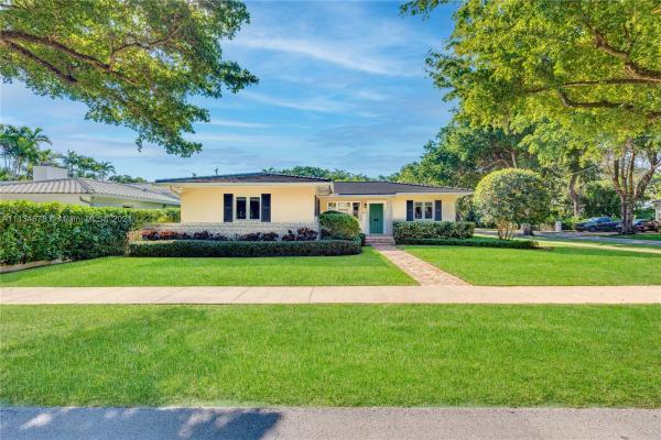 Coral Gables Country Club, 636 Camilo Ave, Coral Gables, Florida 33134, image 2