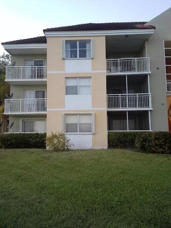 Le Club At Old Cutler, 8640 SW 212th St #108, Cutler Bay, Florida 33189, image 1