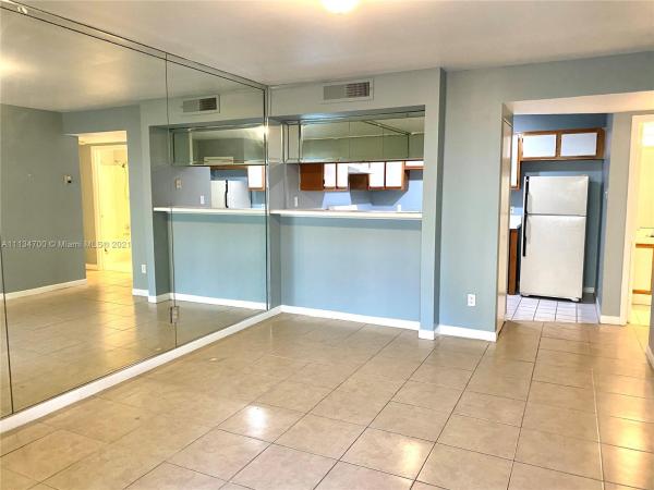Hammocks Trails, 15290 SW 106th Ln #307, The Hammocks, Florida 33196, image 2