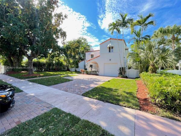Riviera, 6808 San Vicente St, Coral Gables, Florida 33146, image 2
