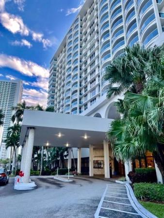 3800 S Ocean Dr #1022, Hallandale Beach, Florida 33019, image 2