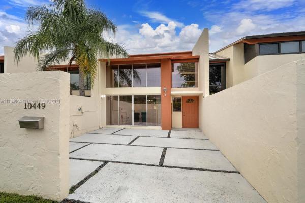 Sunset Park Lake Villas, 10449 SW 80th St, Kendall, Florida 33173, image 2