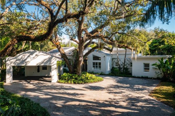 7425 SW 50th Ct, Unincorporated Dade County, Florida 33143, image 2