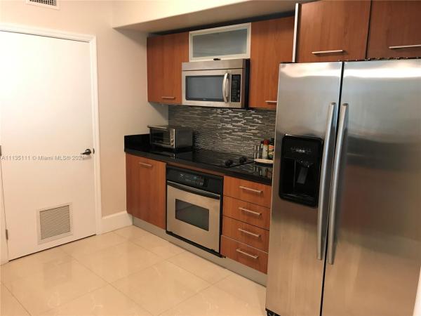 Metropolis At Dadeland, Kendall, Florida 33156, image 2
