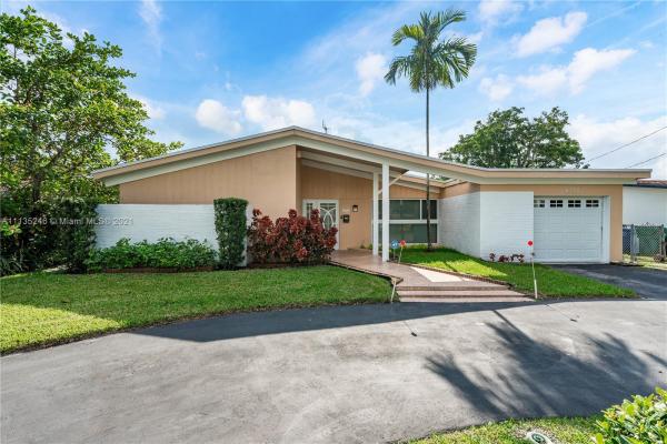 Miramar Isles, 6752 Dogwood Dr, Miramar, Florida 33023, image 2