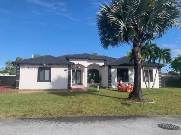 12761 SW 216th Ter, Goulds, Florida 33170, image 2