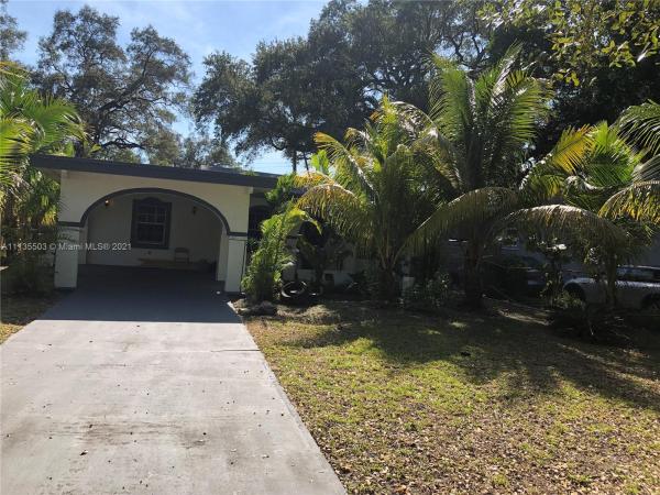 Irons Manor, 936 NE 132nd St, North Miami, Florida 33161, image 1