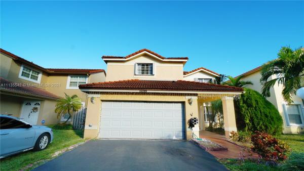 Vizcaya At The Hammocks, 15033 SW 109th Ln, The Hammocks, Florida 33196, image 2