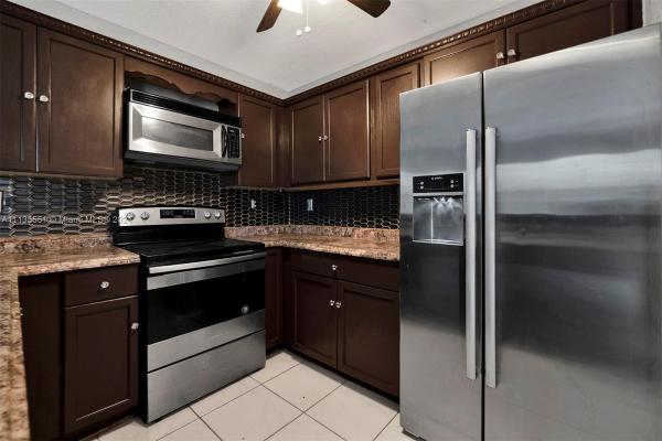 Golden Gardens, 3241 NW 191st St, Miami Gardens, Florida 33056, image 2