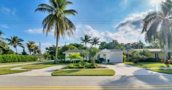 Barwal, 954 SE 7th St, Deerfield Beach, Florida 33441, image 1