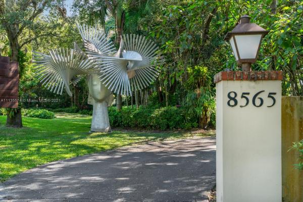 Gables Estates, 8565 Old Cutler Rd, Coral Gables, Florida 33143, image 2