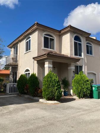 Oak Gardens, 3173 NW 11th St #5-C1, Miami, Florida 33125, image 2