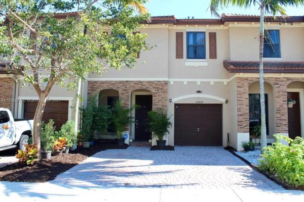 Silver Palms East, 23497 SW 113th Psge #23497, Princeton, Florida 33032, image 2