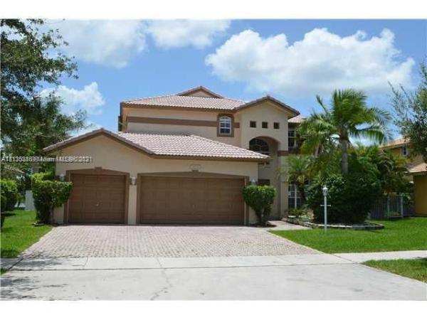 Stoneridge Lake Estates, 16212 Segovia Cir N, Pembroke Pines, Florida 33331, image 1