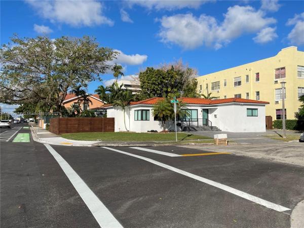 New Shenandoah, 2191 SW 23rd St, Miami, Florida 33145, image 2