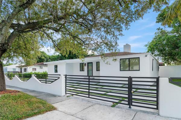 West Flagler Center, 4630 SW 3rd St, Miami, Florida 33134, image 1