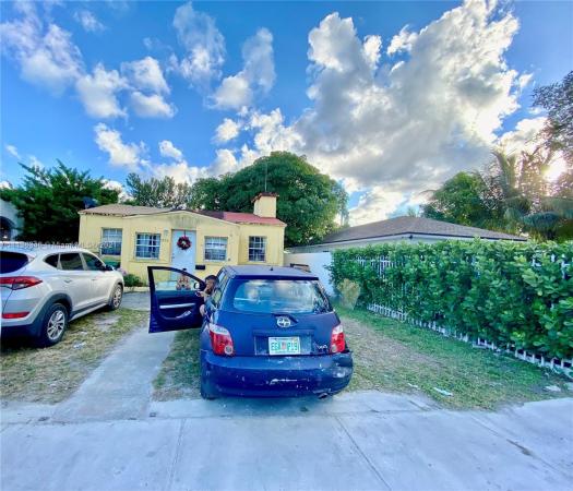 17th Avenue Manor, 1936 NW 48th St, Brownsville, Florida 33142, image 2