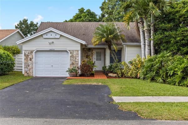 Willow Bend, 14804 SW 139th Ct, Country Walk, Florida 33186, image 2