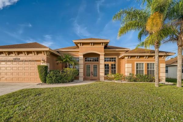 1629 SW Edinburgh, Florida 34953, image 2