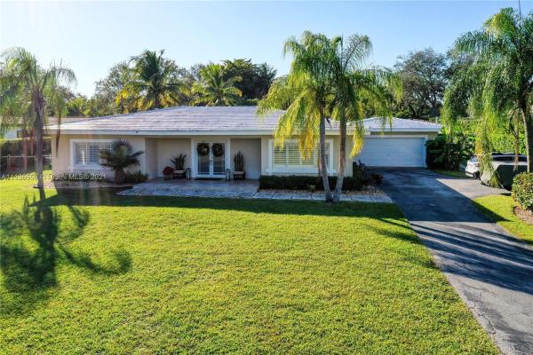 Sunkist Estates, 6030 SW 84th Ave, Olympia Heights, Florida 33143, image 1