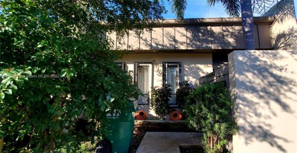 Creekside Villas, 7416 SW 106th Pl, Kendall, Florida 33173, image 1