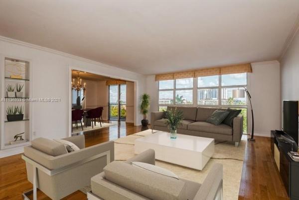 Nine Island Avenue, 9 Island Ave #614, Miami Beach, Florida 33139, image 2