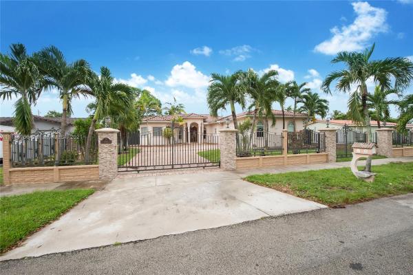 Happy Farms Acres, 9580 SW 35th St, Westchester, Florida 33165, image 1