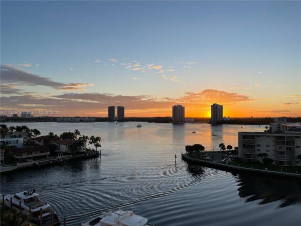 1000 Island Boulevard, 1000 W Island Blvd #912, Aventura, Florida 33160, image 2