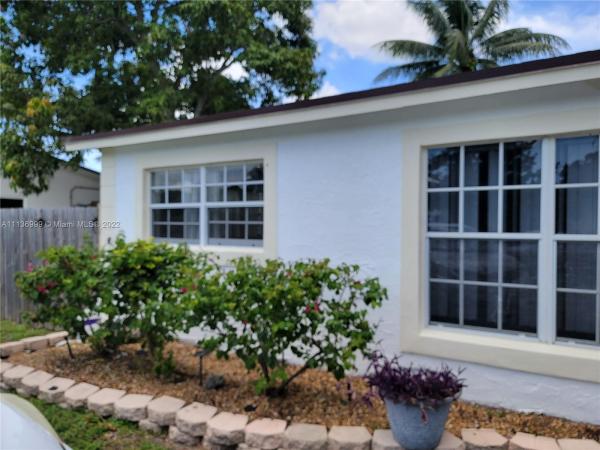 Sunrise Golf Village, 1621 NW 63rd Ave, Sunrise, Florida 33313, image 2