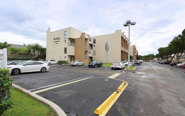 The Berkeley, 10900 SW 104th St #218, Kendall, Florida 33176, image 2