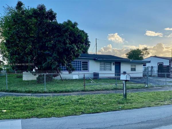 Pine Tree Park, 2900 NW 157th Ter, Miami Gardens, Florida 33054, image 2