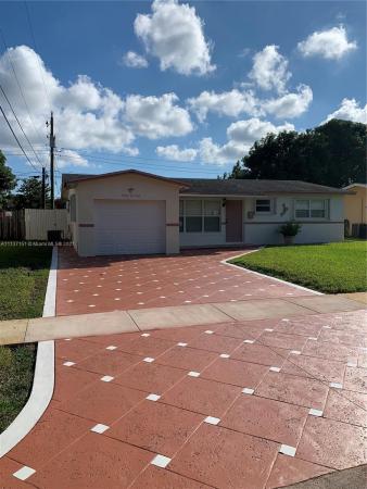 Castle Gardens, 2240 NW 50th Ave, Lauderhill, Florida 33313, image 2