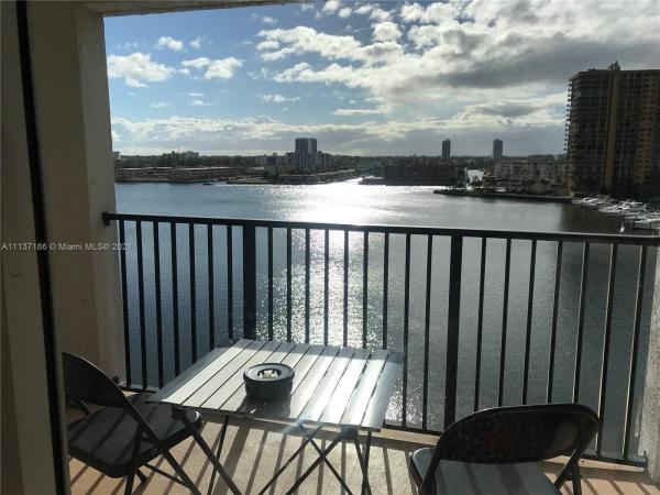 Porto Bellagio, 17150 N Bay Rd #2806, Sunny Isles Beach, Florida 33160, image 2