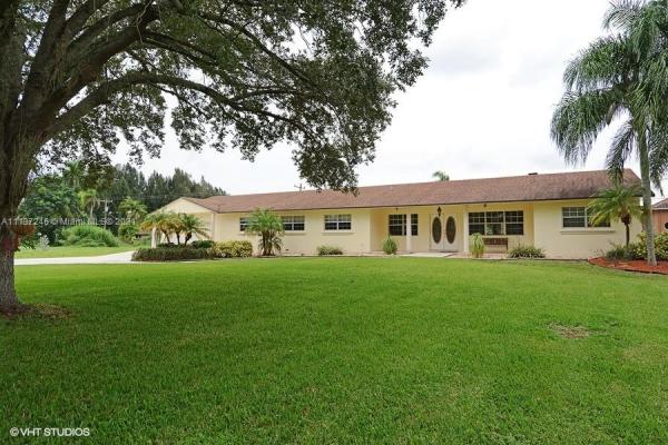 Paradise Farms, 13751 SW 29th St, Davie, Florida 33330, image 1