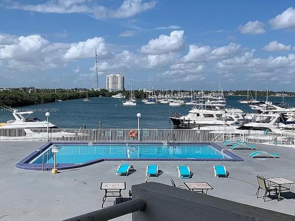 Bayshore Yacht & Tennis Club, 7904 West Dr #209, North Bay Village, Florida 33141, image 2